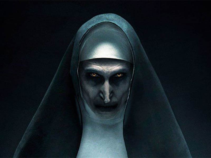 اضغط لمشاهدة الصور: هذه هي صورة الممثلة التي أدت دور الراهبة في فيلم الرعب "The Nun"